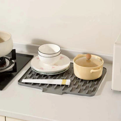 buy 2  get 30% off🔥🔥🔥Multi-Functional Silicone Drying & Heat-Resistant Mat